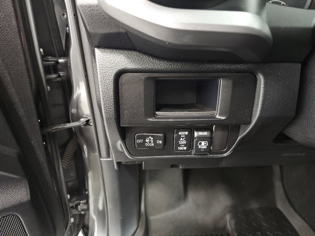 Used 2017 Toyota Tacoma TRD Sport w/ Tow Package (A/T) AWD/4WD image 20