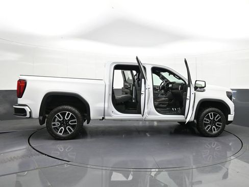Used 2023 GMC Sierra 1500 AT4 AWD/4WD image 39