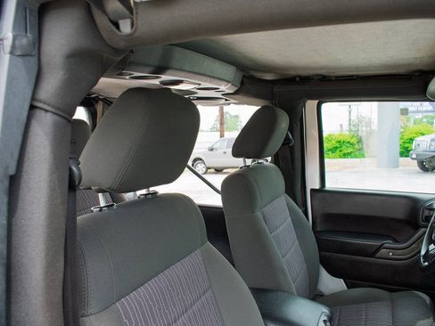 Used 2012 Jeep Wrangler Sport AWD/4WD image 33