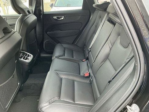 New 2026 Volvo XC60 B5 Ultra w/ Climate Package AWD/4WD image 13