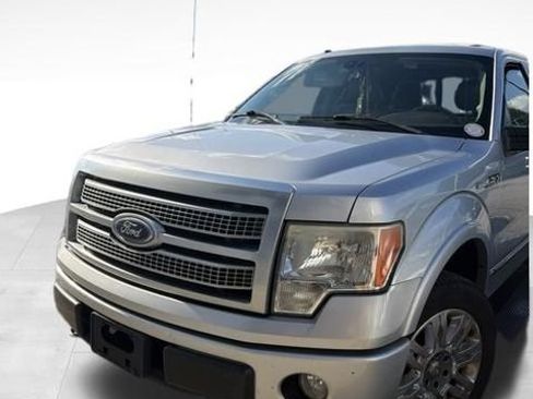 Used 2010 Ford F150 Lariat AWD/4WD image 2