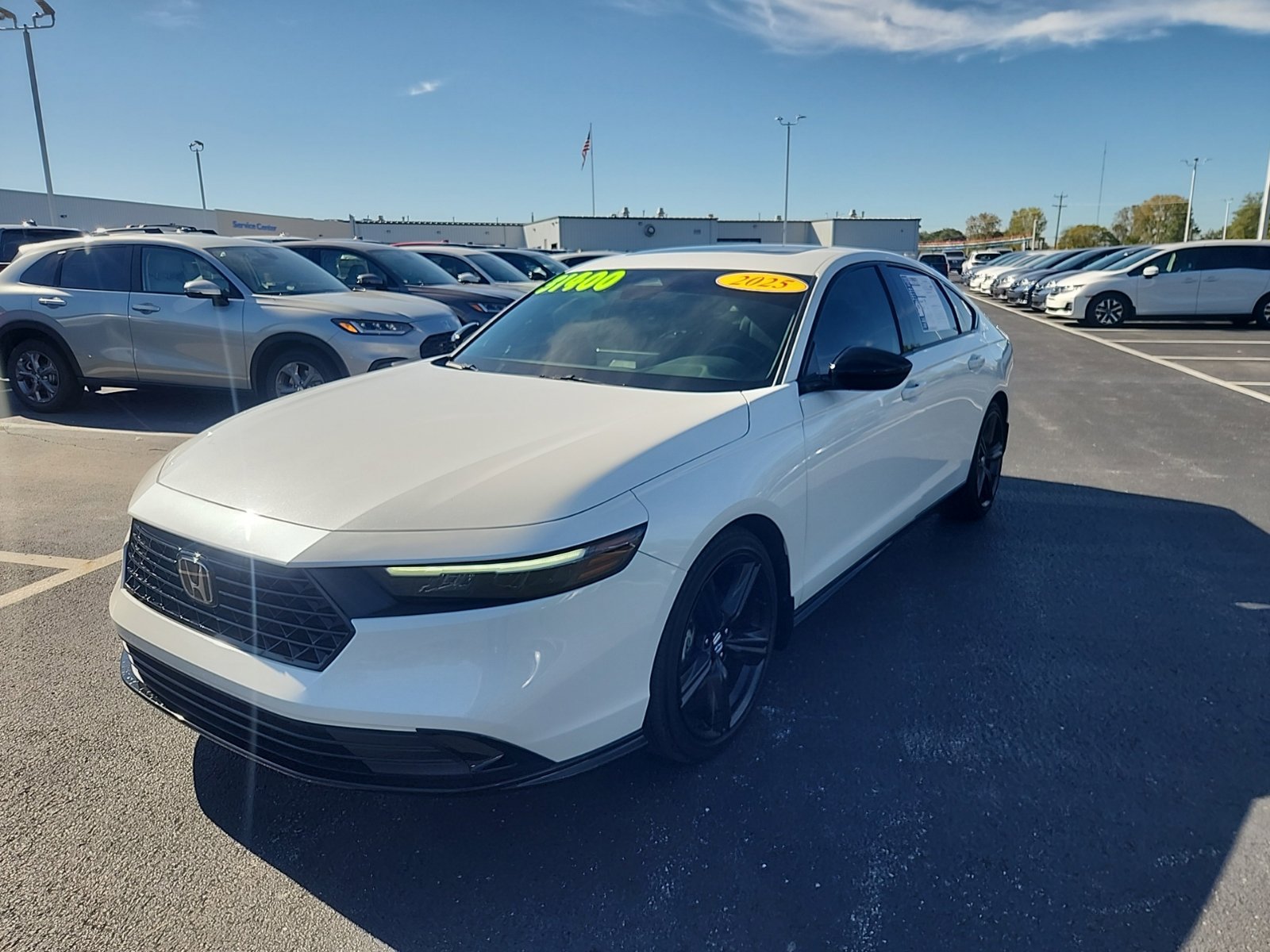 Used 2025 Honda Accord Sport image 2