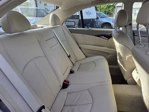 Used 2003 Mercedes-Benz E 320 Sedan image 16