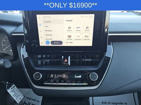 Used 2024 Toyota Corolla LE image 38