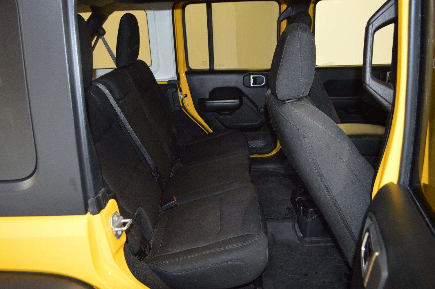 Used 2021 Jeep Wrangler Unlimited Sport AWD/4WD image 12