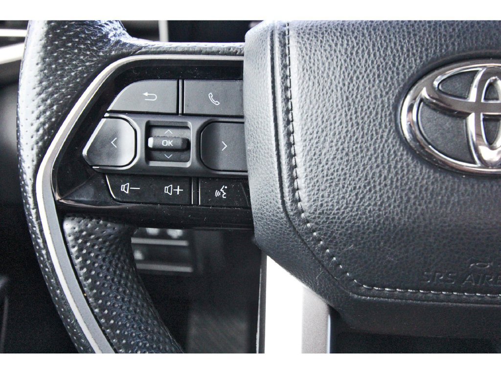 Used 2024 Toyota Tundra Limited AWD/4WD image 20