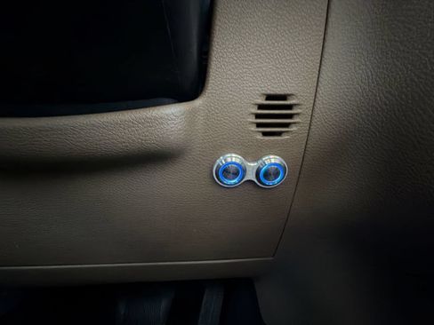 Used 2015 Jeep Wrangler Unlimited Sahara AWD/4WD image 24