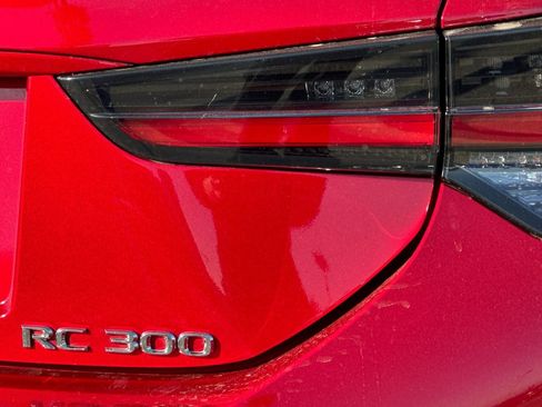 Used 2019 Lexus RC 300 image 26