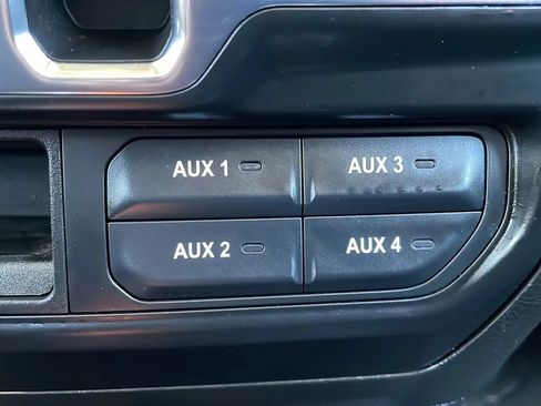 Used 2022 Jeep Wrangler Unlimited Sport AWD/4WD image 22