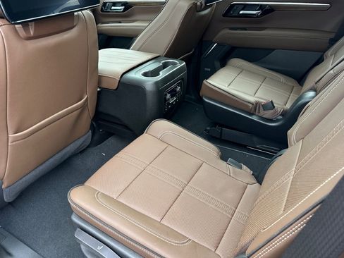 New 2026 Chevrolet Tahoe High Country image 12