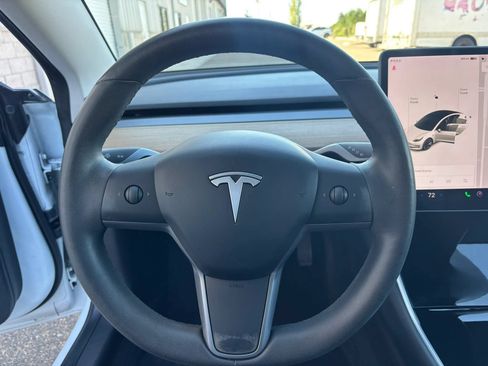 Used 2020 Tesla Model 3 Long Range AWD/4WD image 18