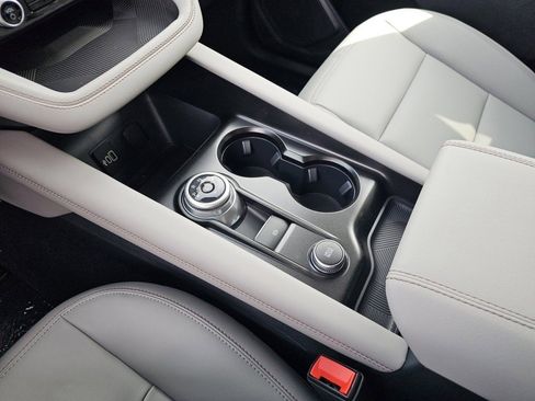 New 2026 Ford Explorer Active AWD/4WD image 32