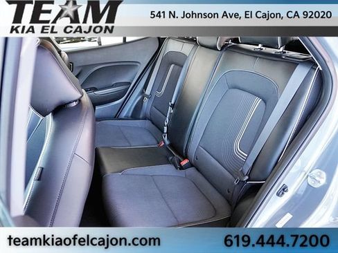 Used 2022 Hyundai Venue Limited w/ Cargo Package FWD image 16
