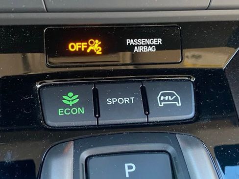 Certified 2018 Honda Clarity Touring image 18