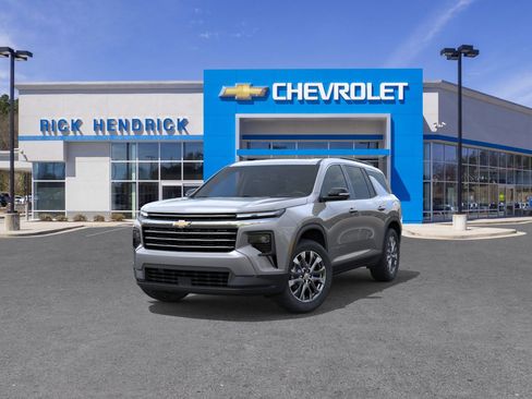 New 2026 Chevrolet Traverse LT w/ Sun and Wheel Package image 10