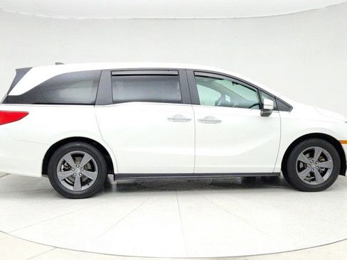Used 2023 Honda Odyssey EX image 4