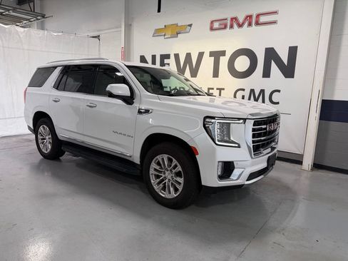 Used 2021 GMC Yukon SLT w/ SLT Luxury Plus Package AWD/4WD image 2