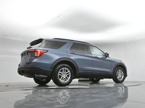 New 2026 Ford Explorer Active RWD image 48