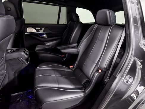 Certified 2025 Mercedes-Benz GLS 580 4MATIC image 5
