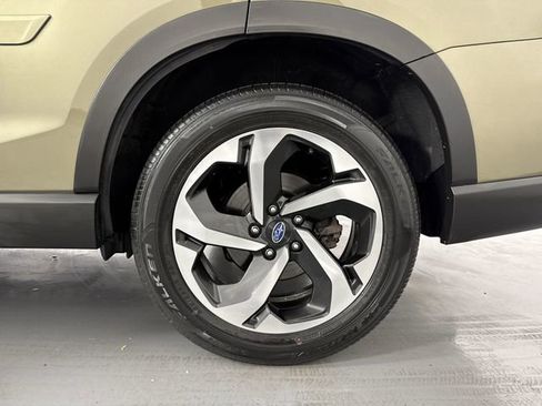 Used 2023 Subaru Forester Touring AWD/4WD image 6