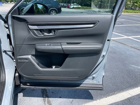 Certified 2026 Honda CR-V EX image 29