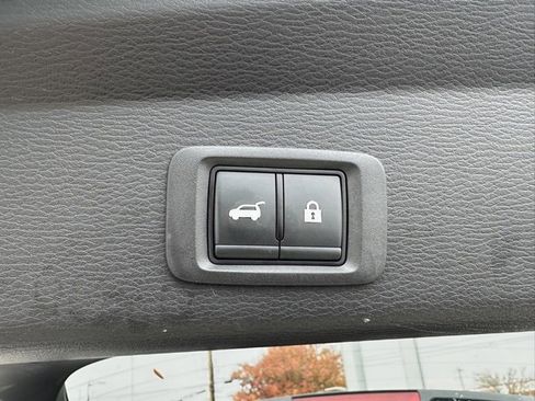 Used 2023 Mitsubishi Outlander SEL Black Edition image 24