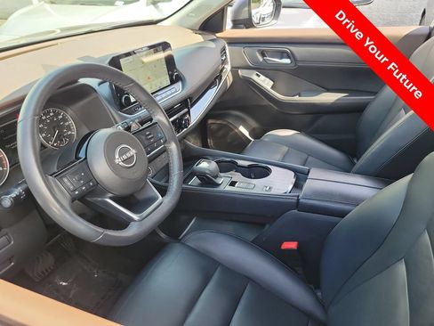 Certified 2023 Nissan Rogue SL w/ SL Premium Package FWD image 3
