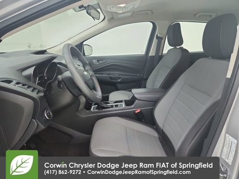 Used 2019 Ford Escape S image 18