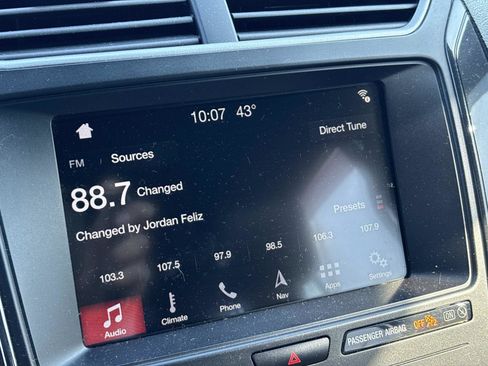 Used 2019 Ford Explorer XLT w/ Equipment Group 202A image 23