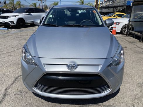 Used 2018 Toyota Yaris iA FWD image 3