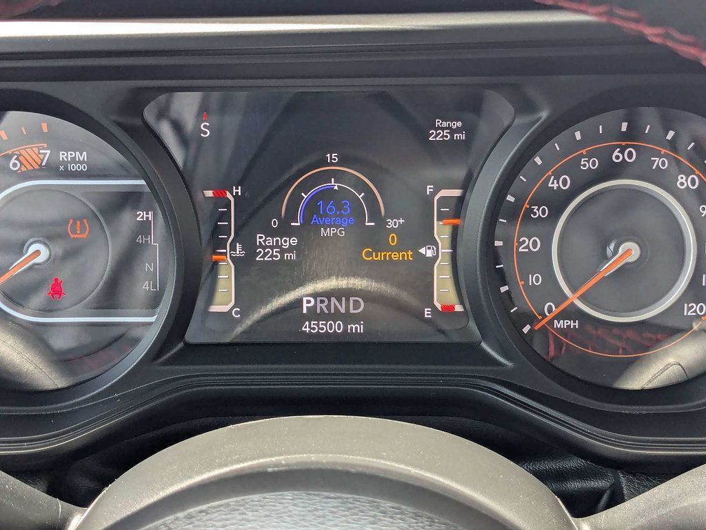 Certified 2024 Jeep Wrangler Unlimited Rubicon AWD/4WD image 28