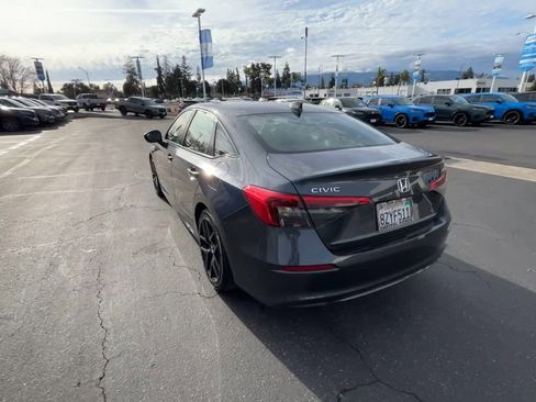 Used 2022 Honda Civic Sport image 7