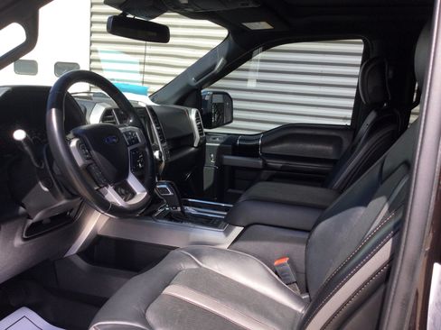 Used 2019 Ford F150 Platinum w/ Technology Package AWD/4WD image 12