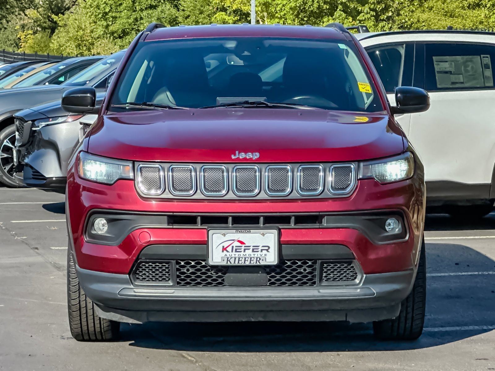 Used 2022 Jeep Compass Latitude AWD/4WD image 9