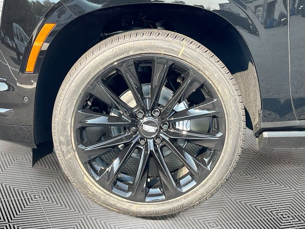 New 2026 Cadillac Escalade Platinum Sport w/ LPO, ONYX Package AWD/4WD image 10