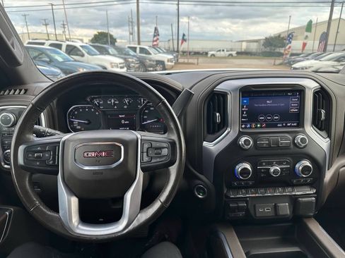 Used 2019 GMC Sierra 1500 SLT w/ SLT Premium Package AWD/4WD image 22
