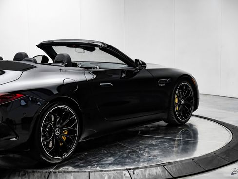 Used 2022 Mercedes-Benz SL 63 AMG 4MATIC image 21