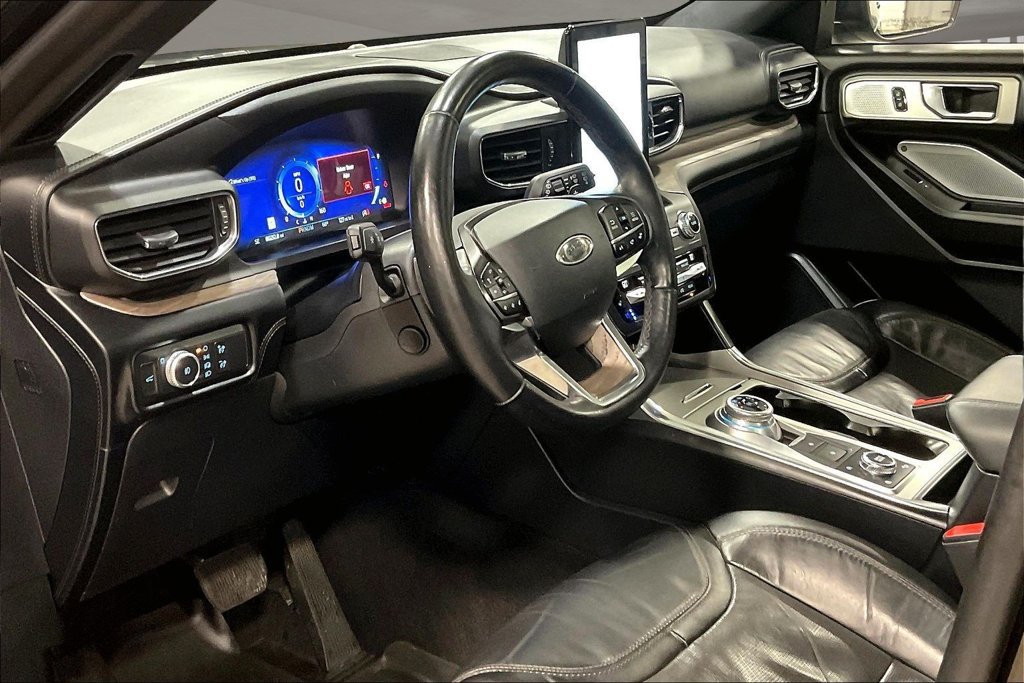 Used 2020 Ford Explorer Platinum AWD/4WD image 18