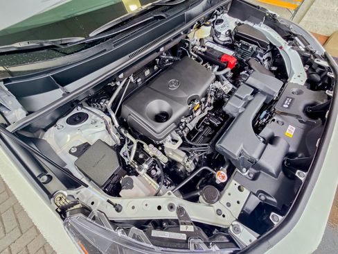 Used 2022 Toyota RAV4 Limited image 51