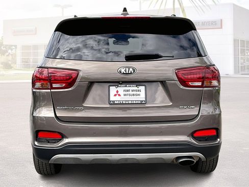 Used 2019 Kia Sorento EX w/ EX Touring Package image 17