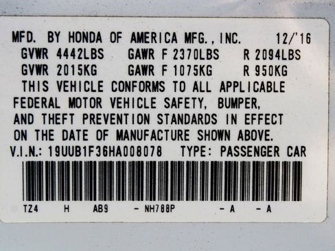 Used 2017 Acura TLX FWD image 31