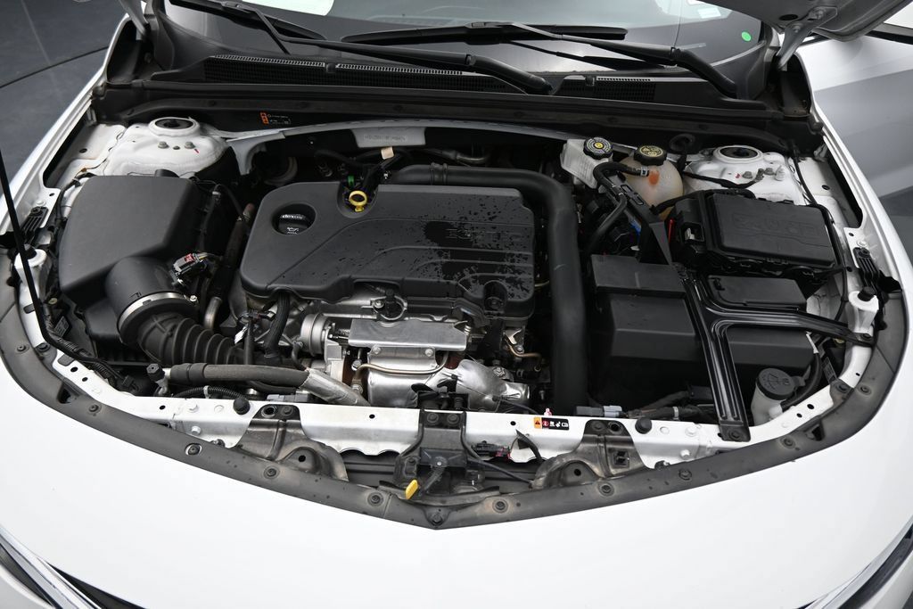 Used 2024 Chevrolet Malibu LT FWD image 28