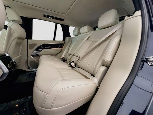 New 2026 Land Rover Range Rover SE AWD/4WD image 21
