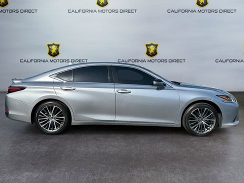 Used 2024 Lexus ES 300h w/ Premium Package FWD image 6