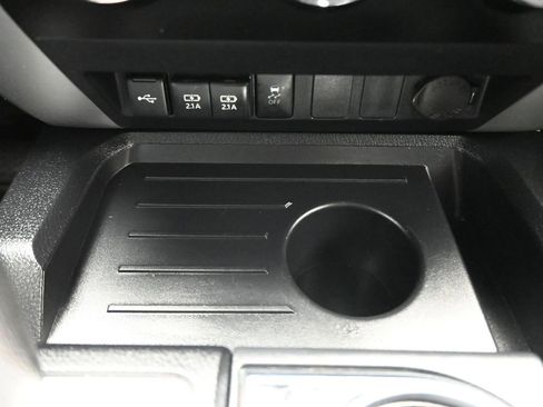 Used 2020 Toyota Tundra SR5 w/ SR5 Upgrade Package image 20