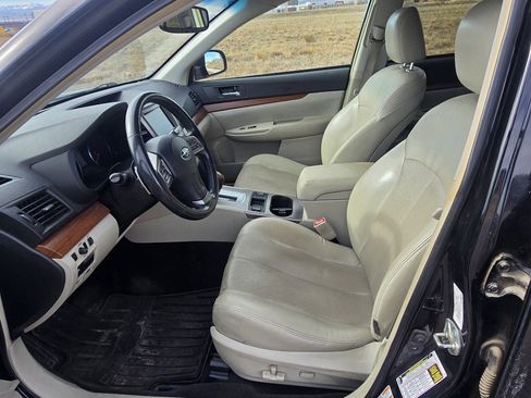 Used 2014 Subaru Outback 3.6R Limited image 12