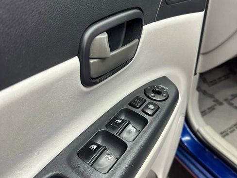 Used 2007 Hyundai Accent GLS image 10