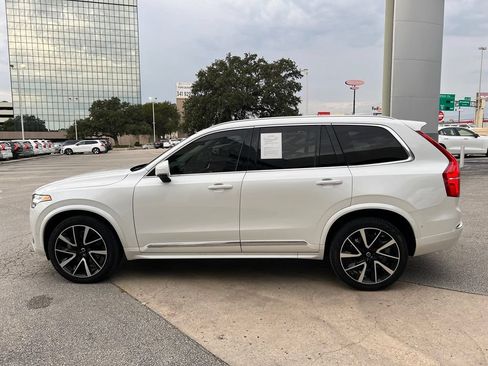 Certified 2023 Volvo XC90 B5 Plus w/ Protection Package AWD/4WD image 4