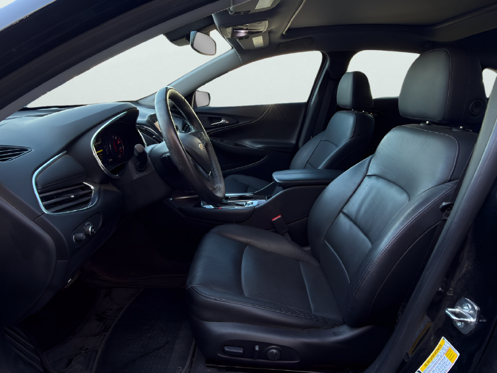 Used 2019 Chevrolet Malibu Premier w/ Sun and Wheel Package FWD image 13
