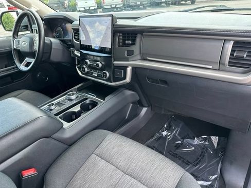 Certified 2024 Ford Expedition Max XLT AWD/4WD image 9